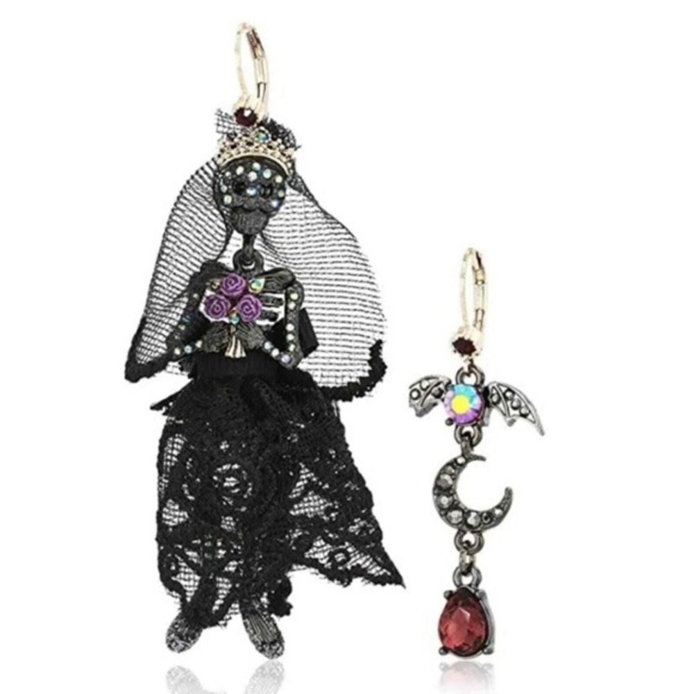 Betsey Johnson Dark Magic Skeleton Bride Bat Moon Black Dress‎ Mismatch Earrings